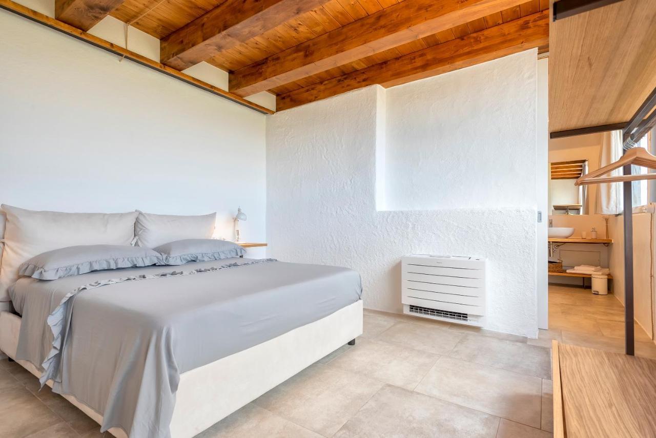 Villa Tre Nibbari San Pantaleo Eksteriør billede