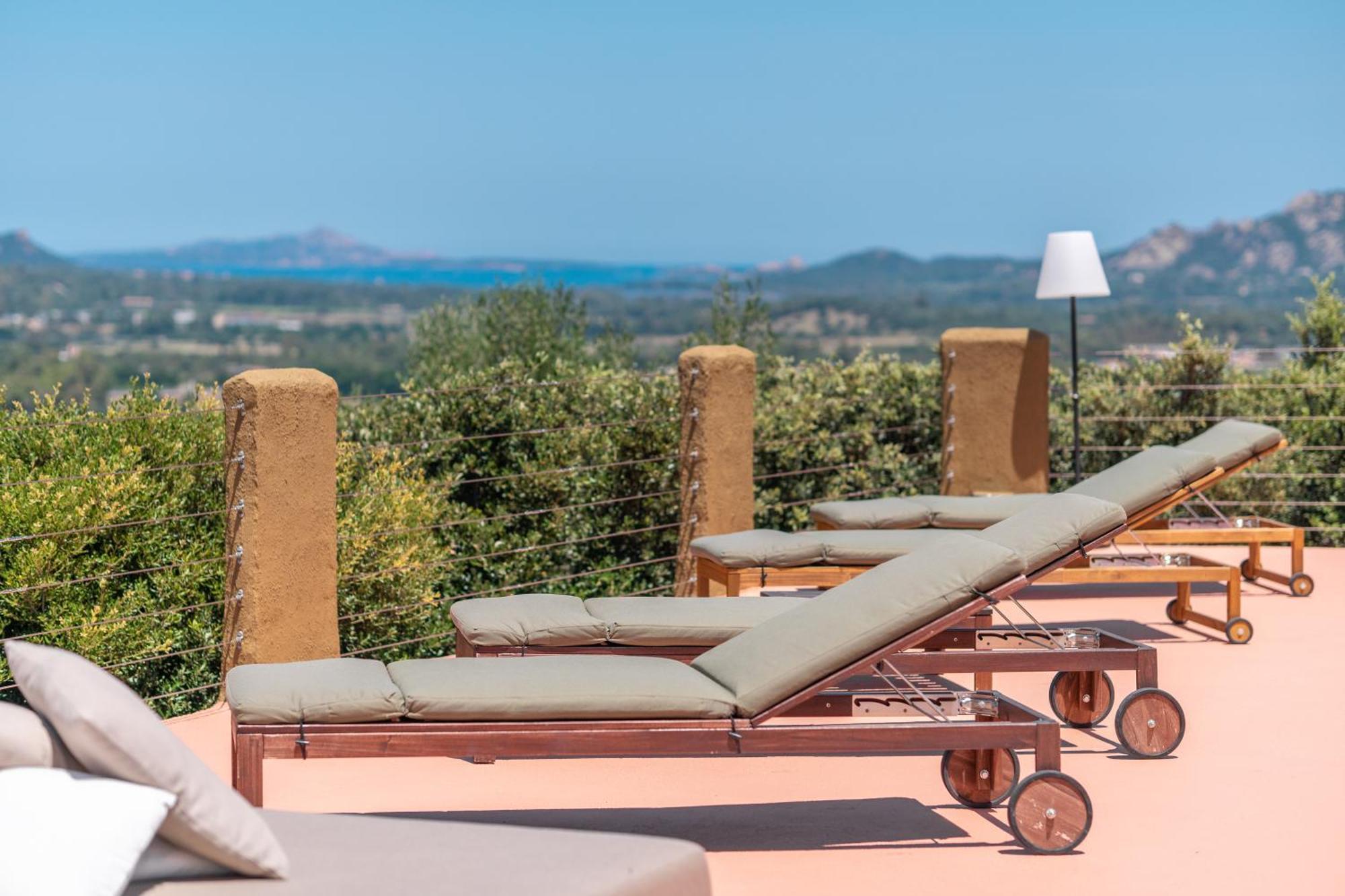 Villa Tre Nibbari San Pantaleo Eksteriør billede